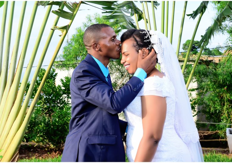 LES GARÇONS NE DOIVENT PAS RENONCER A L’AMOUR AVEC LES FILLES NON-VOYANTES