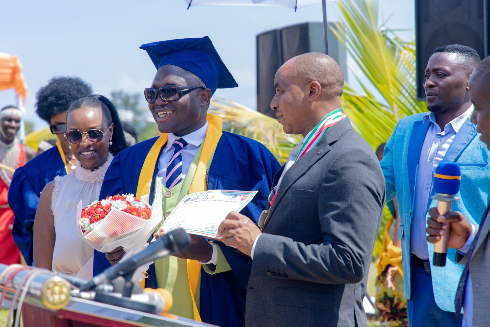 PENN BLIND SCHOOL : 5 PREMIERS LAUREATS DIPLOMES, DONT 2 VOYANTS ET 3 NON-VOYANTS